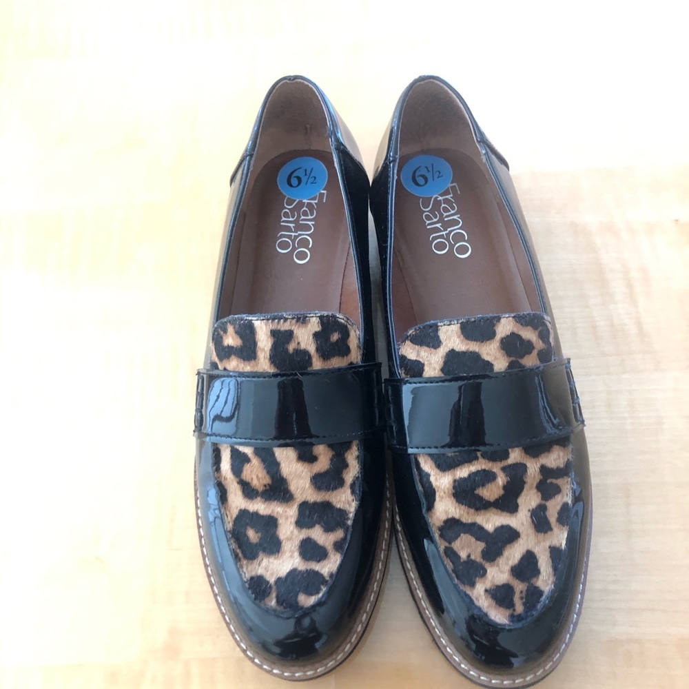Women’s causal loafers